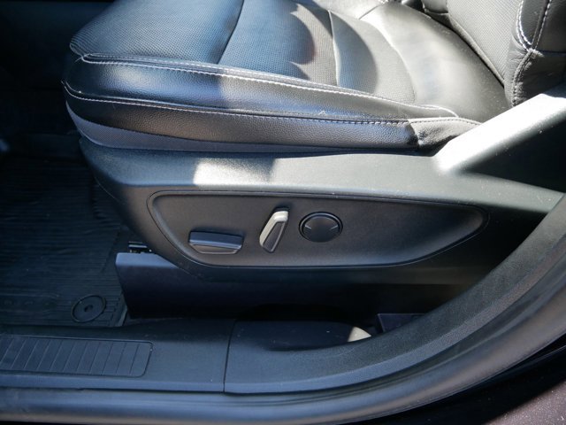 Certified 2020 Ford Escape Titanium AWD/4WD image 8