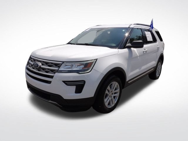 Certified 2018 Ford Explorer XLT AWD/4WD image 3
