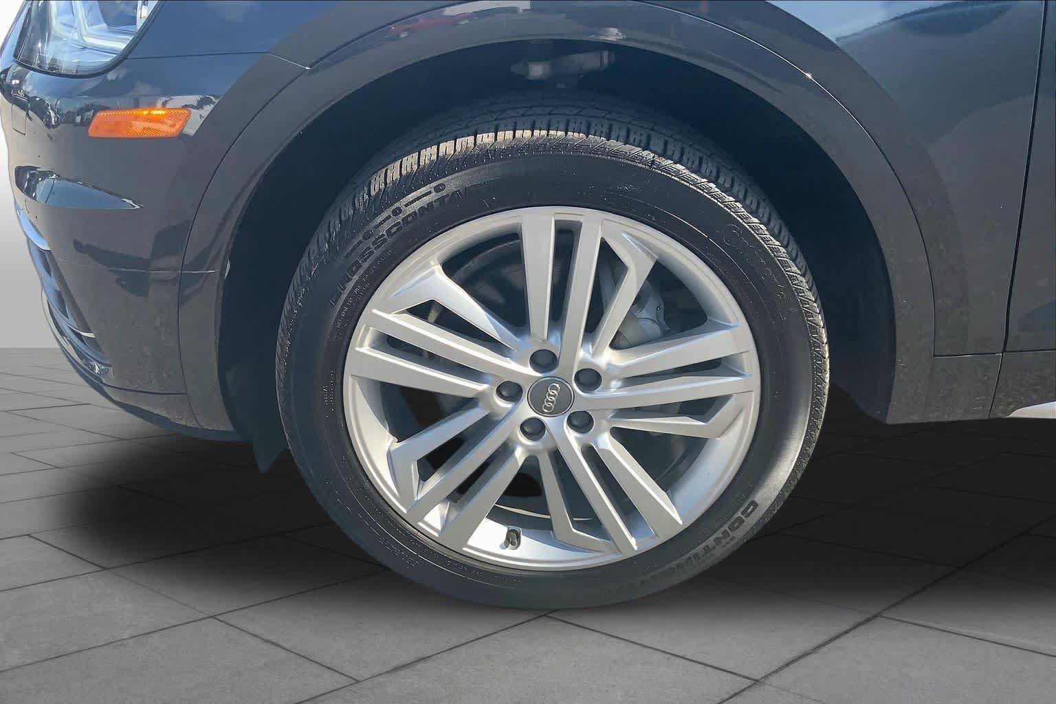 Used 2019 Audi Q5 2.0T Premium Plus w/ Premium Plus Package AWD/4WD image 11