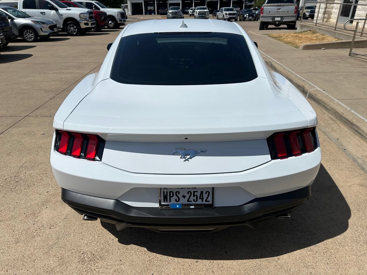 Certified 2025 Ford Mustang Coupe RWD image 9