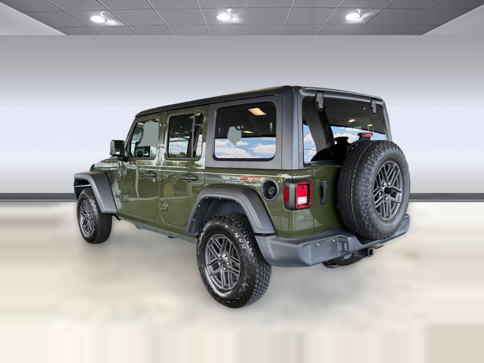 Used 2024 Jeep Wrangler Unlimited Sport AWD/4WD image 3