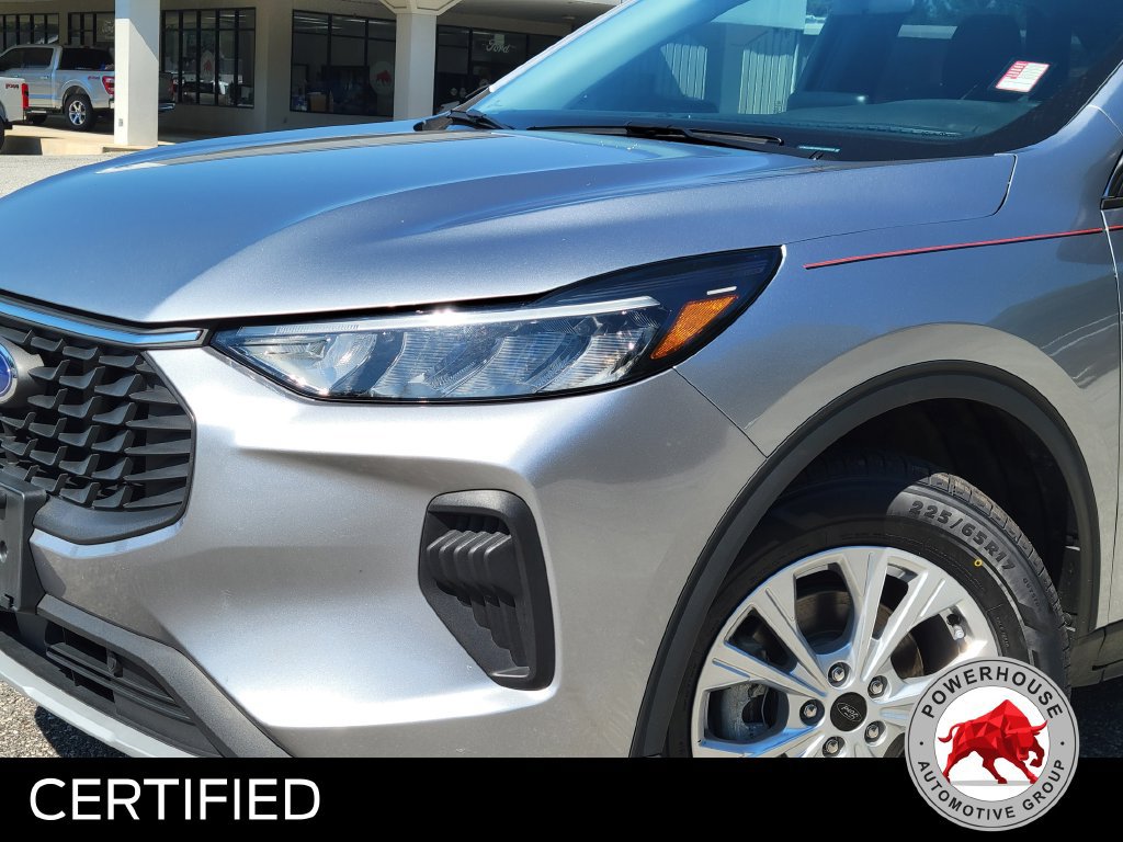 Certified 2024 Ford Escape Active AWD/4WD image 11