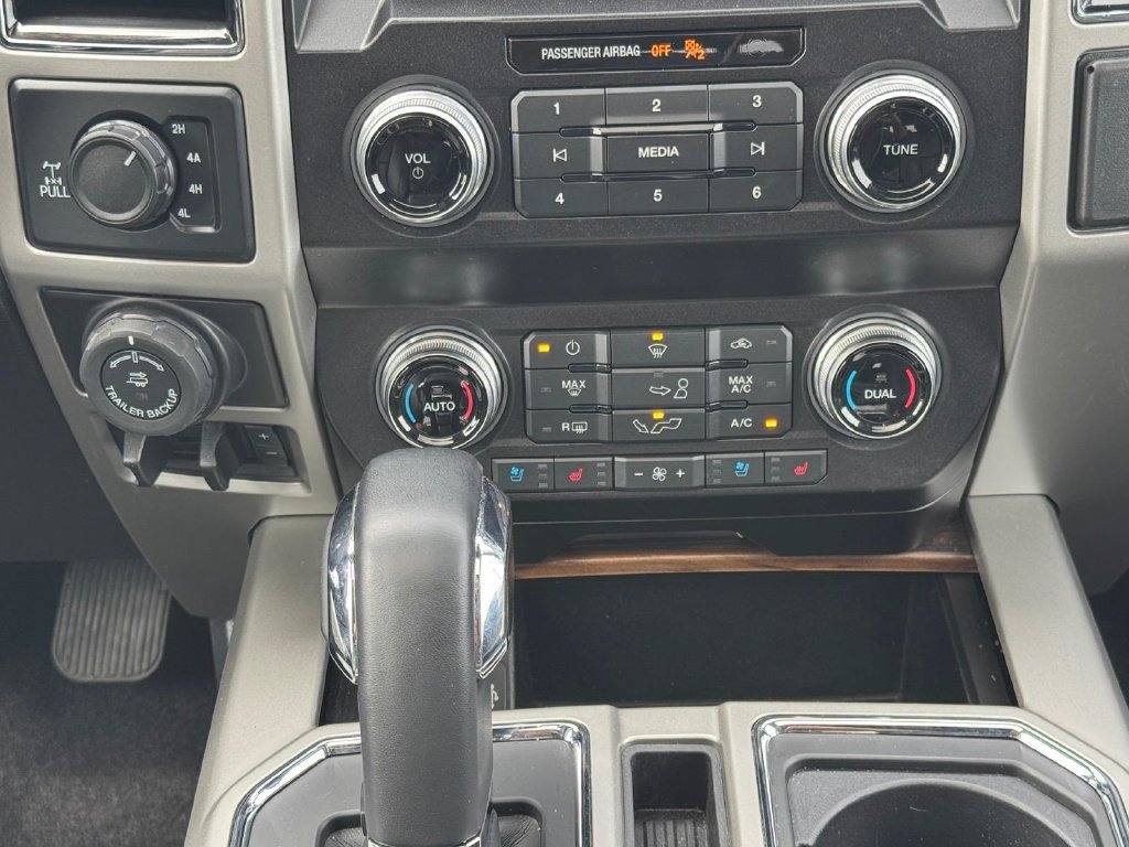 Certified 2020 Ford F150 Lariat w/ Equipment Group 502A Luxury AWD/4WD image 15