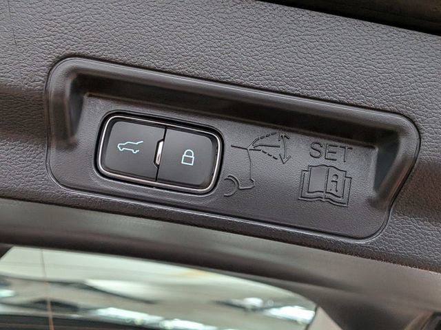 Certified 2025 Ford Explorer Active w/ Active Comfort Package image 23