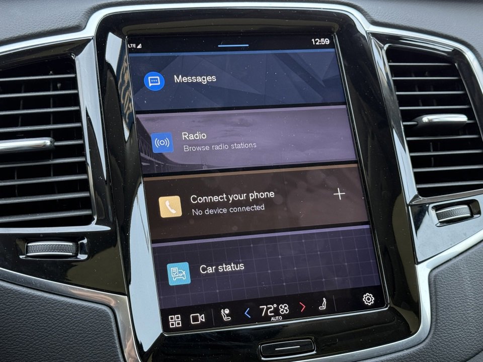 Used 2023 Volvo XC90 B6 Ultimate w/ Protection Package image 33