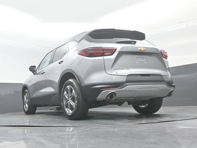 Used 2023 Chevrolet Blazer LT AWD/4WD image 23