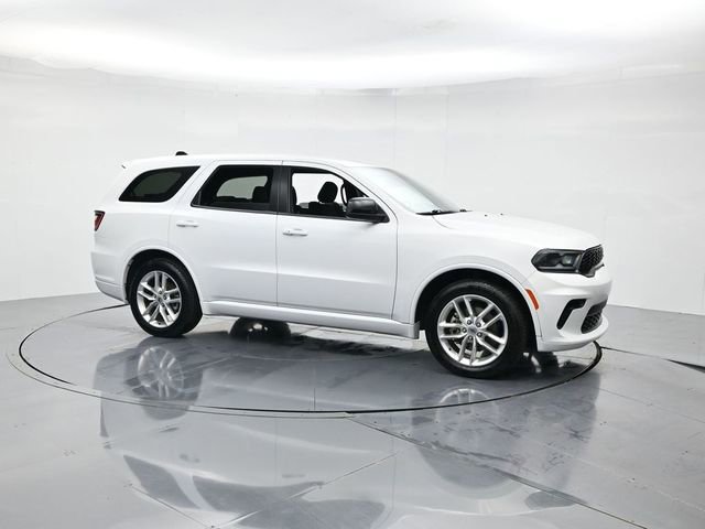 Used 2023 Dodge Durango GT image 3