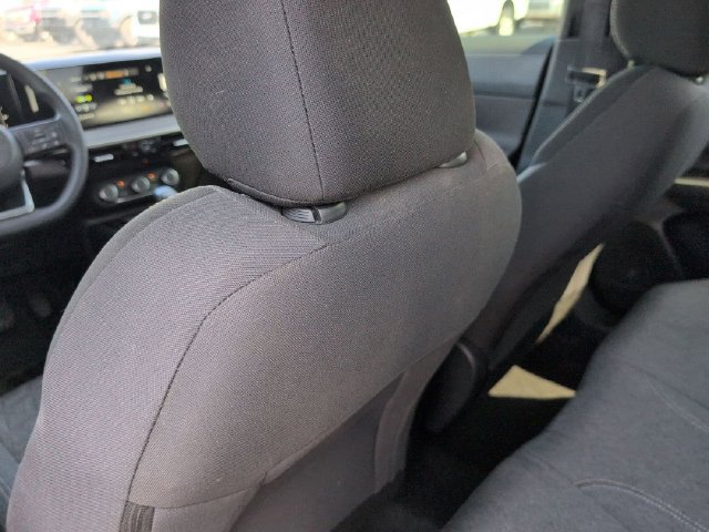 Used 2025 Nissan Kicks SV FWD image 14