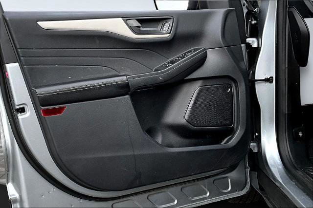 Certified 2022 Ford Escape SE image 28