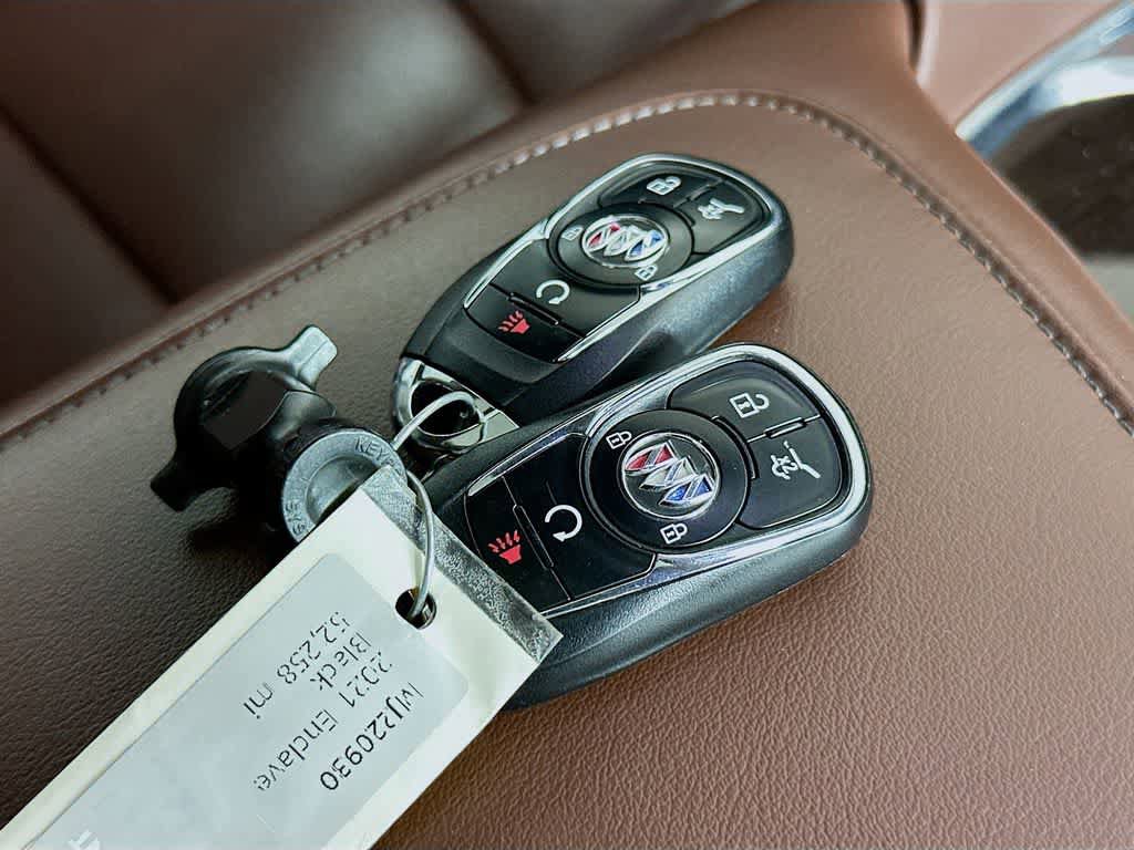 Used 2021 Buick Enclave Avenir w/ Avenir Technology Package FWD image 22