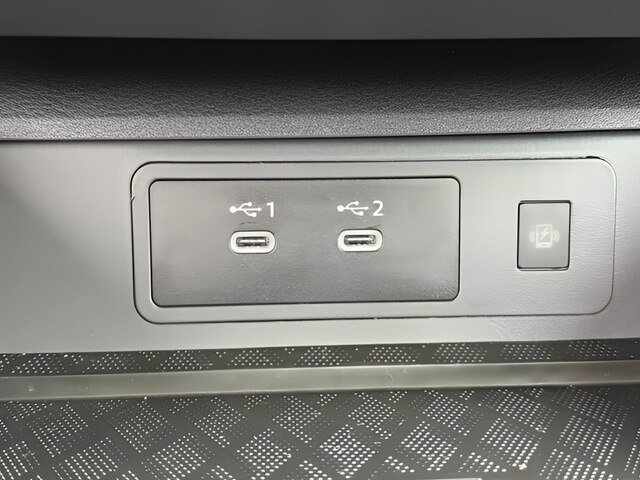 Used 2025 Nissan Murano SV AWD/4WD image 10