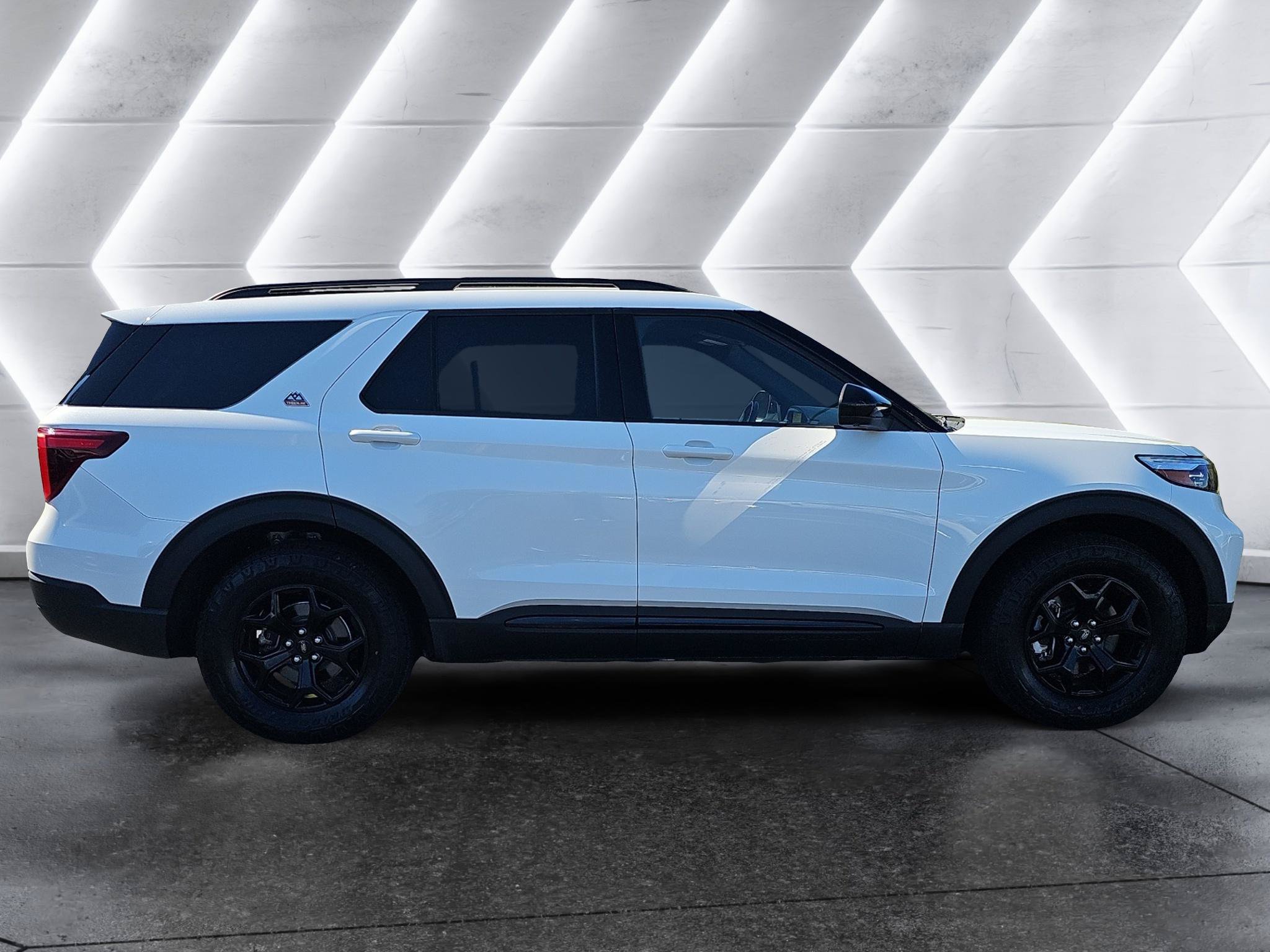 Certified 2023 Ford Explorer Timberline w/ Timberline Technology Package AWD/4WD image 8