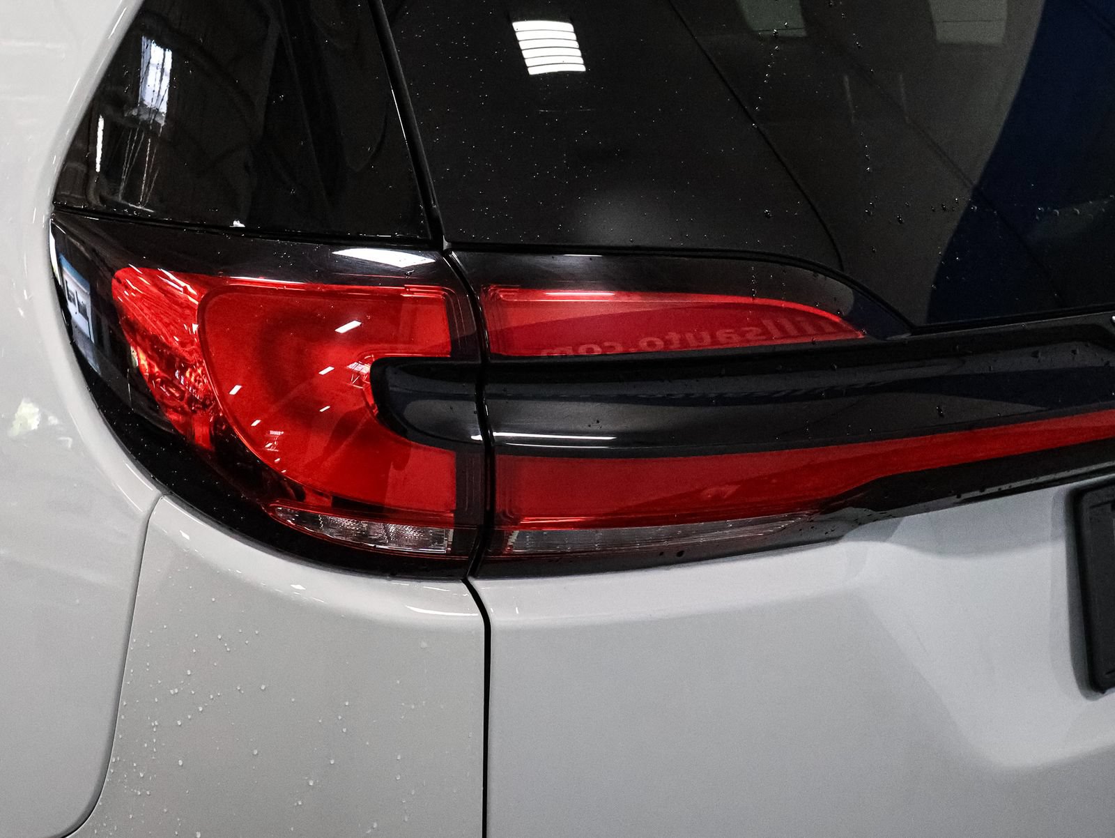 Used 2021 Chrysler Pacifica Touring-L FWD image 15