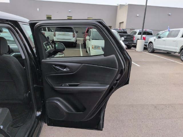 Used 2025 Chevrolet Blazer LT AWD/4WD image 17