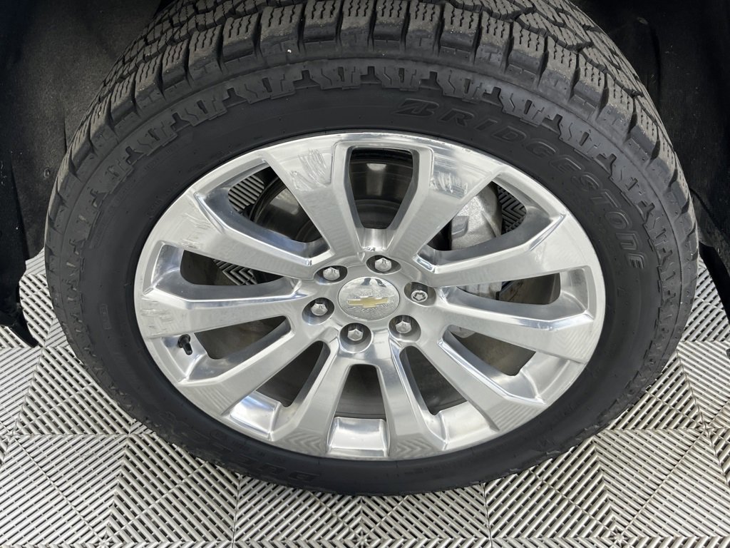 Used 2021 Chevrolet Silverado 1500 High Country w/ Technology Package image 8