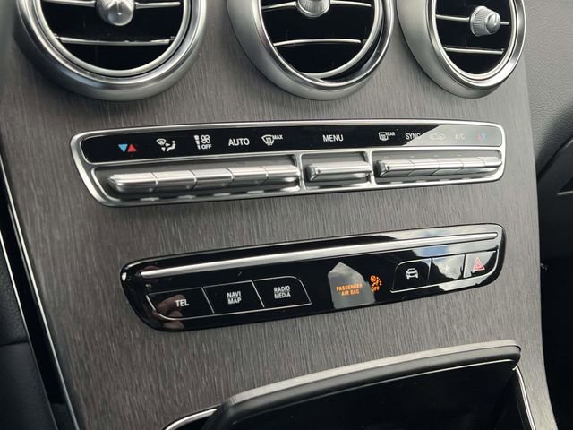 Used 2022 Mercedes-Benz GLC 300 4MATIC image 24