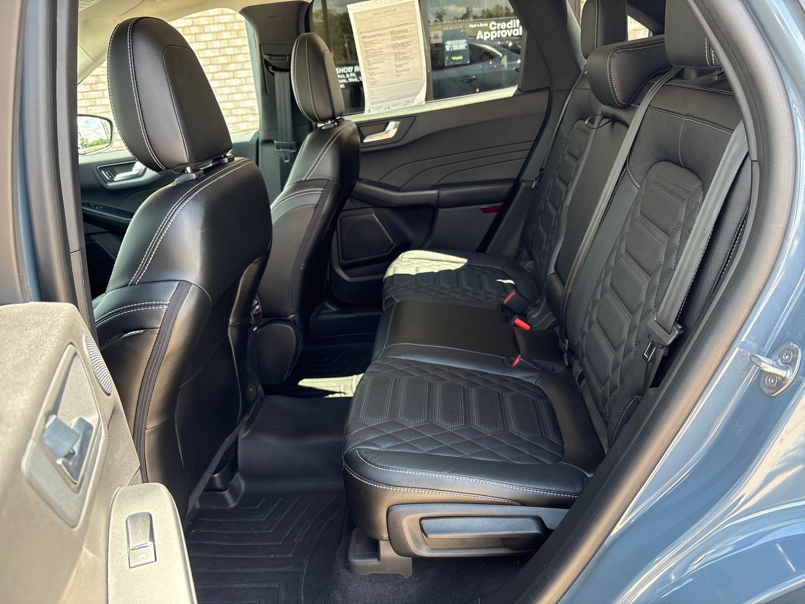 Certified 2023 Ford Escape Platinum w/ Premium Technology Package AWD/4WD image 4
