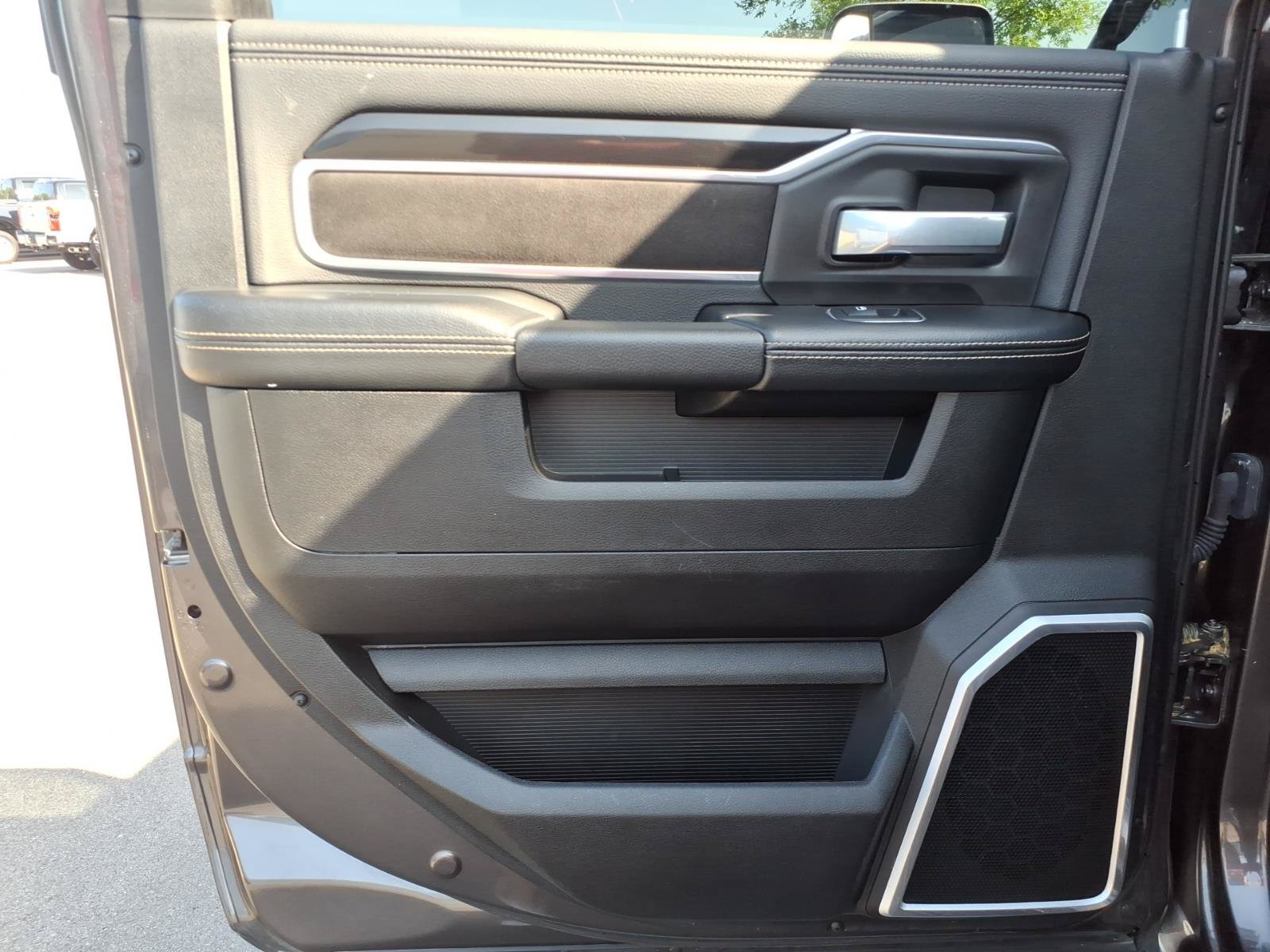 Used 2022 RAM 3500 Laramie w/ Night Edition AWD/4WD image 14
