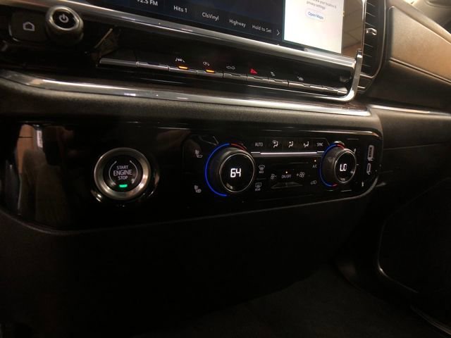 Used 2023 Chevrolet Silverado 1500 RST image 17