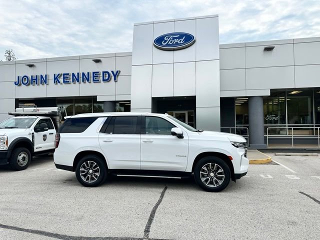 Used 2023 Chevrolet Tahoe LT w/ Luxury Package AWD/4WD image 28