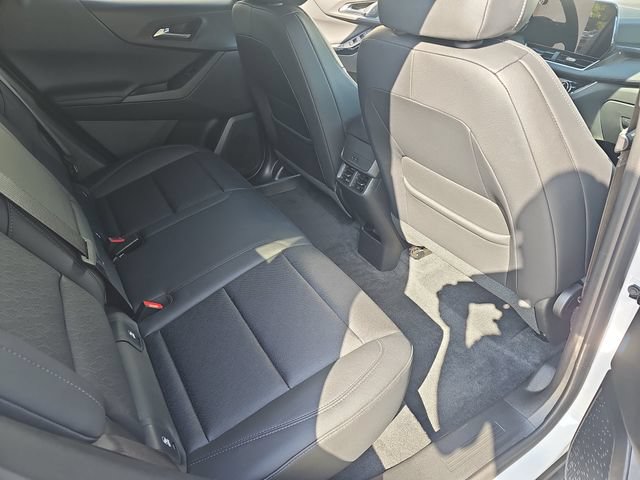 Used 2025 Chevrolet Equinox LT w/ Convenience Package II FWD image 11