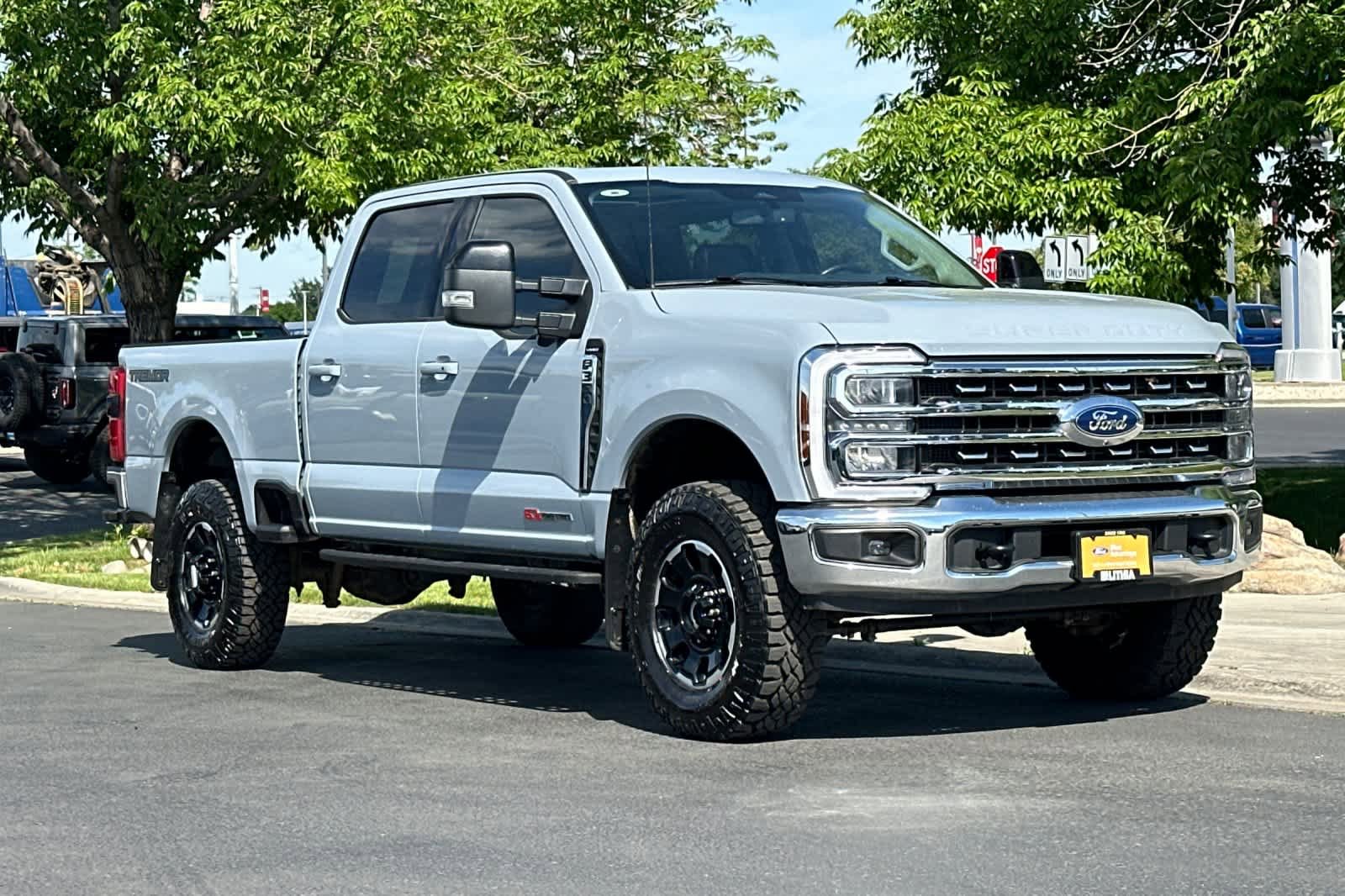 Certified 2025 Ford F350 Lariat w/ Tremor Off-Road Package AWD/4WD image 9