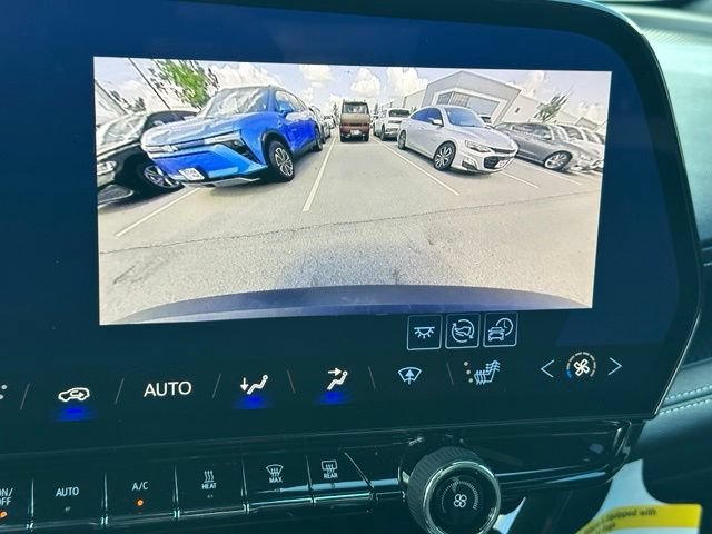 Used 2024 Chevrolet Blazer EV LT AWD/4WD image 23