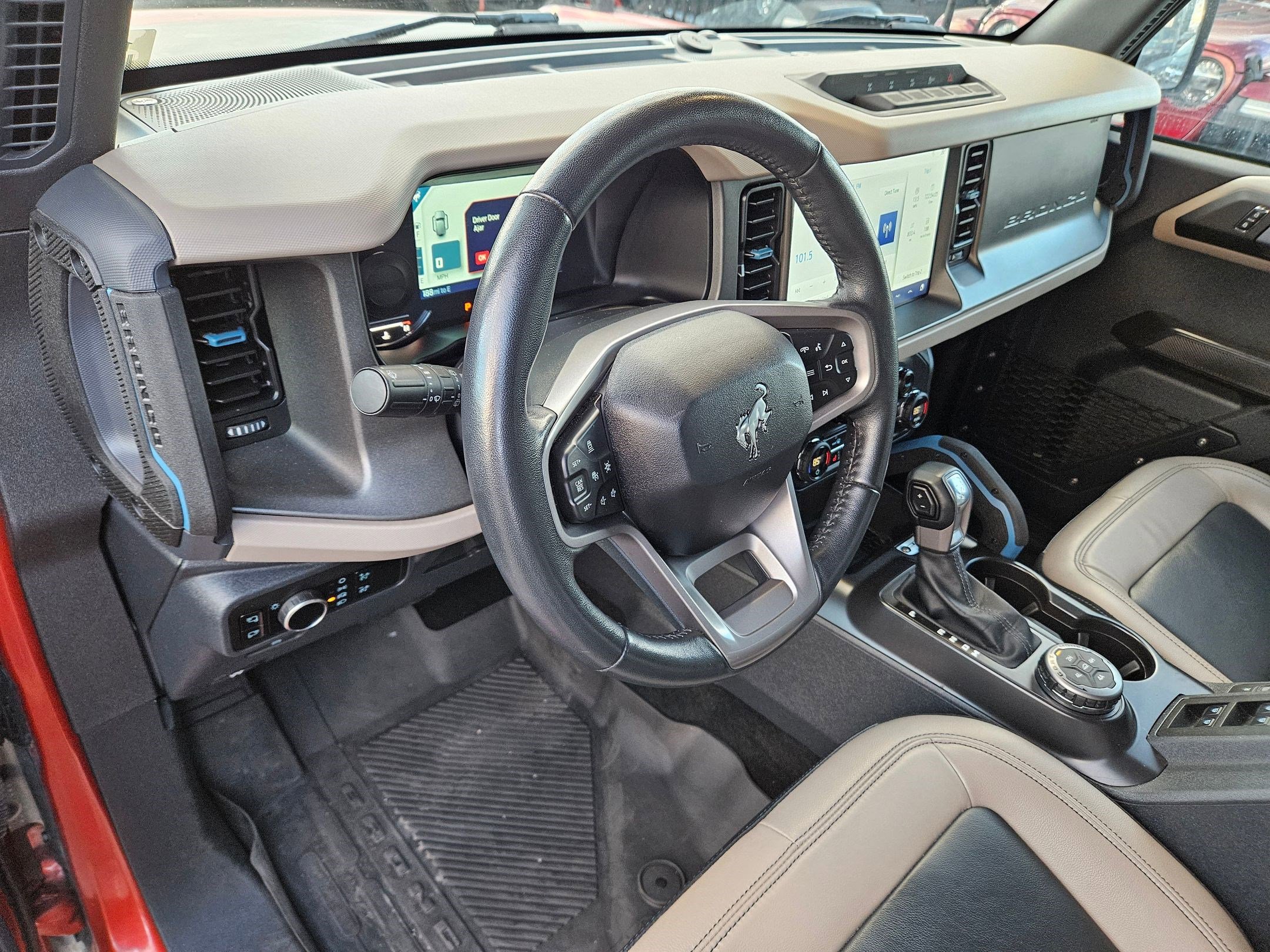 Certified 2024 Ford Bronco Wildtrak image 16