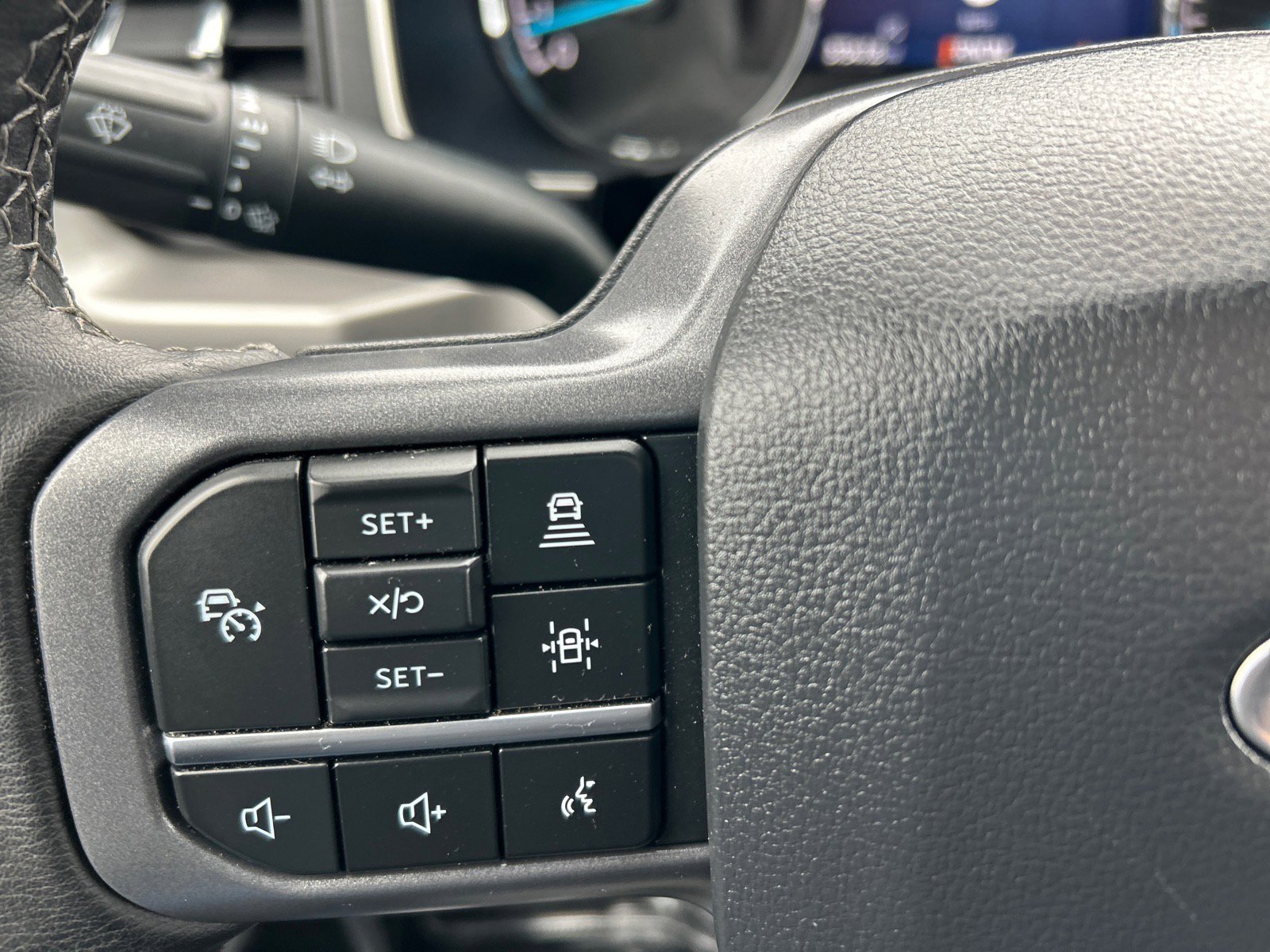 Certified 2023 Ford F150 XLT w/ Equipment Group 302A High image 24