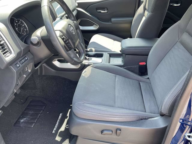 Used 2022 Nissan Frontier SV AWD/4WD image 7