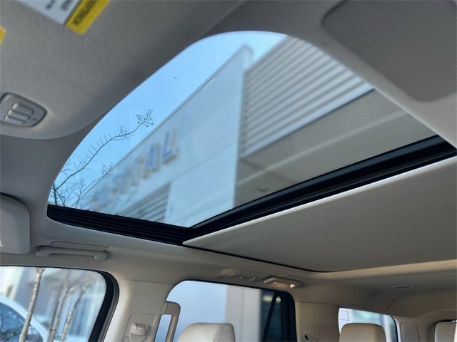 Certified 2023 Ford Expedition Platinum image 23