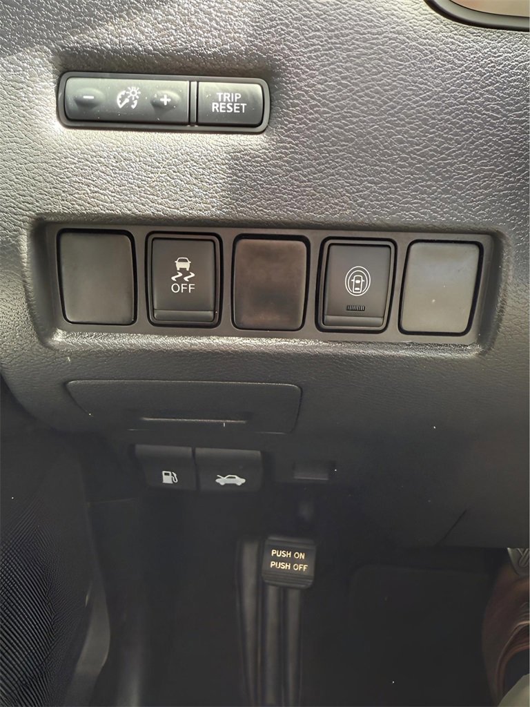 Used 2020 Nissan Murano SV w/ Premium Package image 30