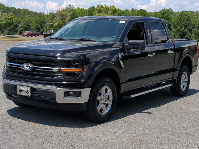 Certified 2025 Ford F150 XLT w/ Equipment Group 301A Standard AWD/4WD image 8