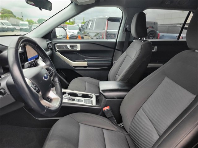 Certified 2022 Ford Explorer XLT image 18
