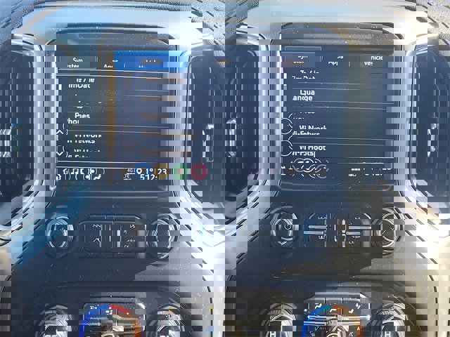 Used 2019 Chevrolet Silverado 1500 RST image 17