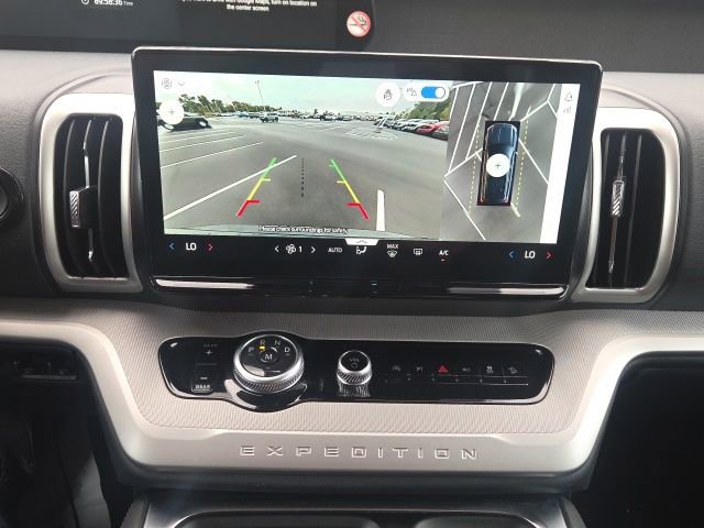 Certified 2025 Ford Expedition Active AWD/4WD image 34