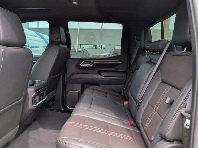 Used 2024 Chevrolet Silverado 1500 High Country w/ Midnight Edition AWD/4WD image 14