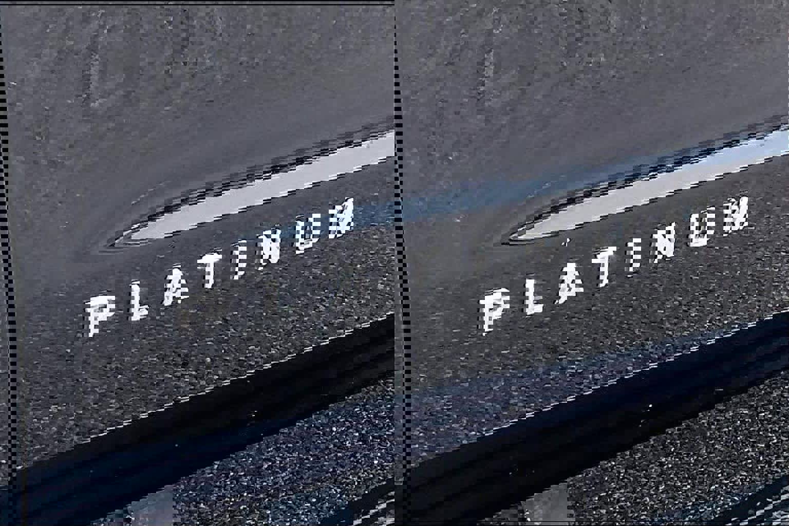 Certified 2023 Ford Expedition Platinum image 11