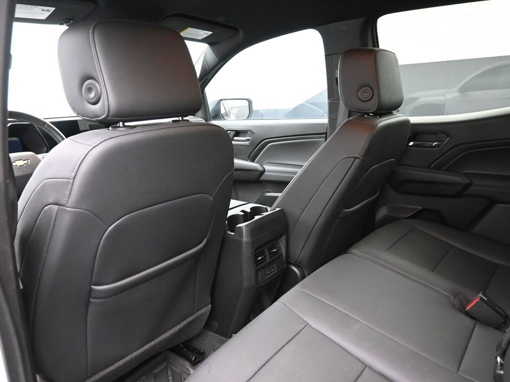 Used 2024 Chevrolet Colorado LT w/ LT Convenience Package III image 26