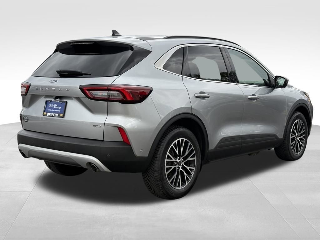 Certified 2023 Ford Escape SE w/ PHEV Premium Package image 4