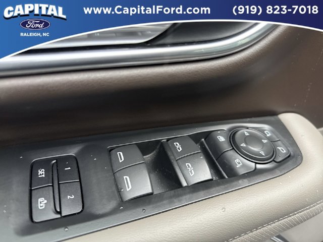 Used 2021 GMC Yukon SLT w/ SLT Premium Package AWD/4WD image 21