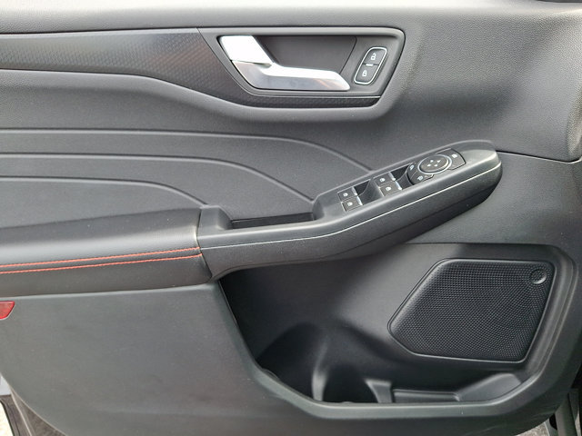 Certified 2022 Ford Escape SEL w/ SEL Stealth AWD Package image 13