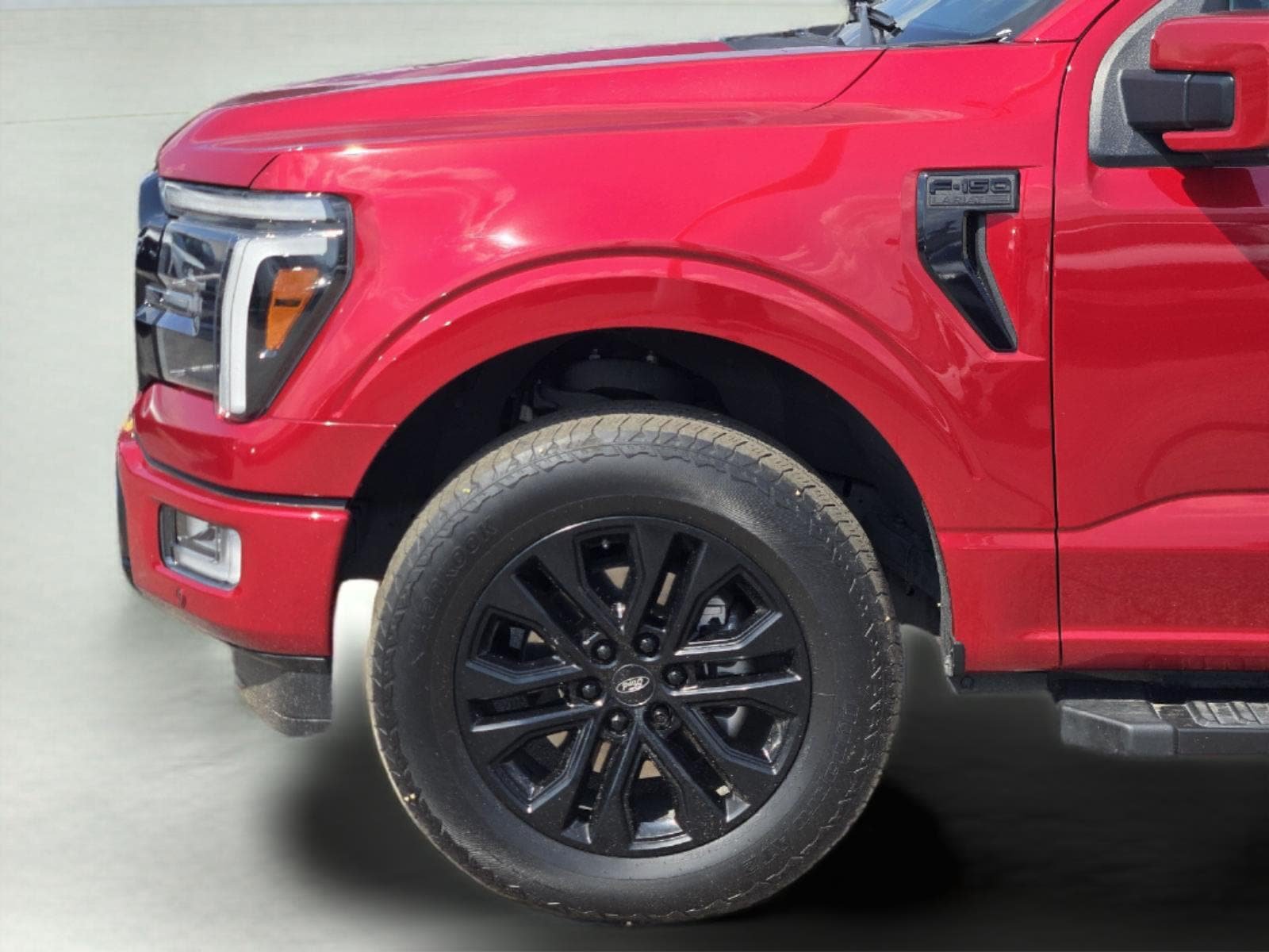 Certified 2024 Ford F150 Lariat w/ FX4 Off-Road Package AWD/4WD image 9