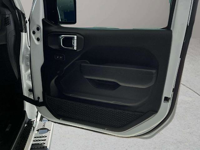 Used 2024 Jeep Wrangler Sport image 21