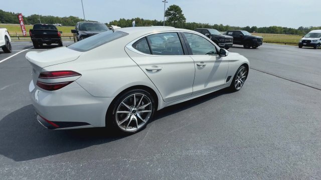 Used 2026 Genesis G70 2.5T RWD image 8