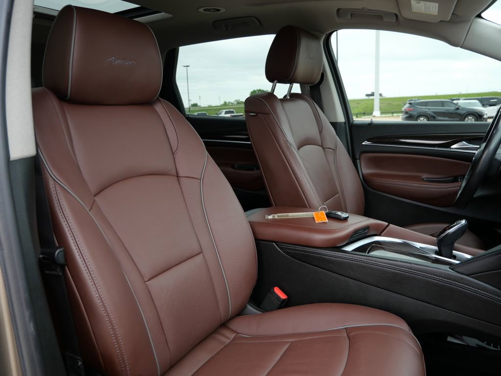 Used 2020 Buick Enclave Avenir w/ Avenir Technology Package FWD image 21