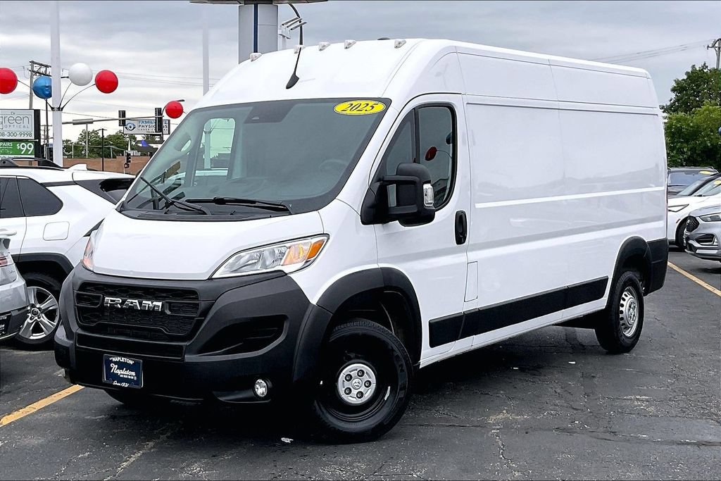 Used 2025 RAM ProMaster 2500 w/ Convenience Group FWD image 11