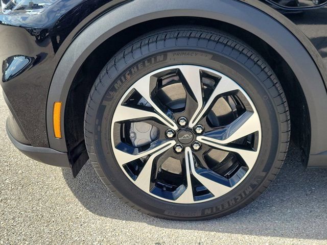 Certified 2025 Ford Mustang Mach-E Select AWD/4WD image 8