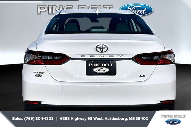 Used 2024 Toyota Camry LE image 3