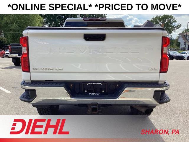 Used 2022 Chevrolet Silverado 2500 LTZ w/ LTZ Convenience Package AWD/4WD image 8